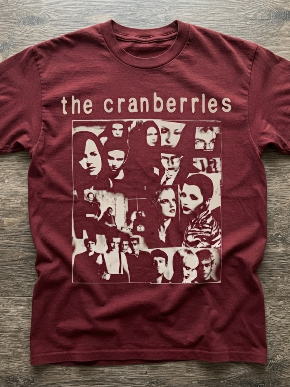 Gildan Maroon Graphic Tee with Cream Print